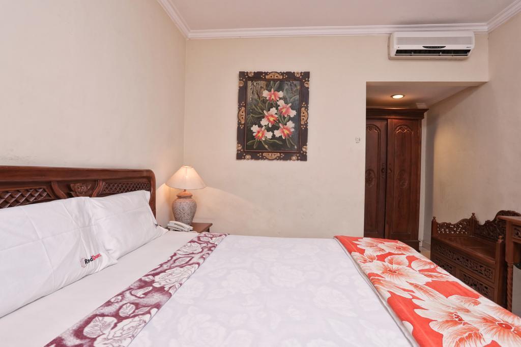 Reddoorz @ Legian Street Ξενοδοχείο Kuta Lombok Εξωτερικό φωτογραφία