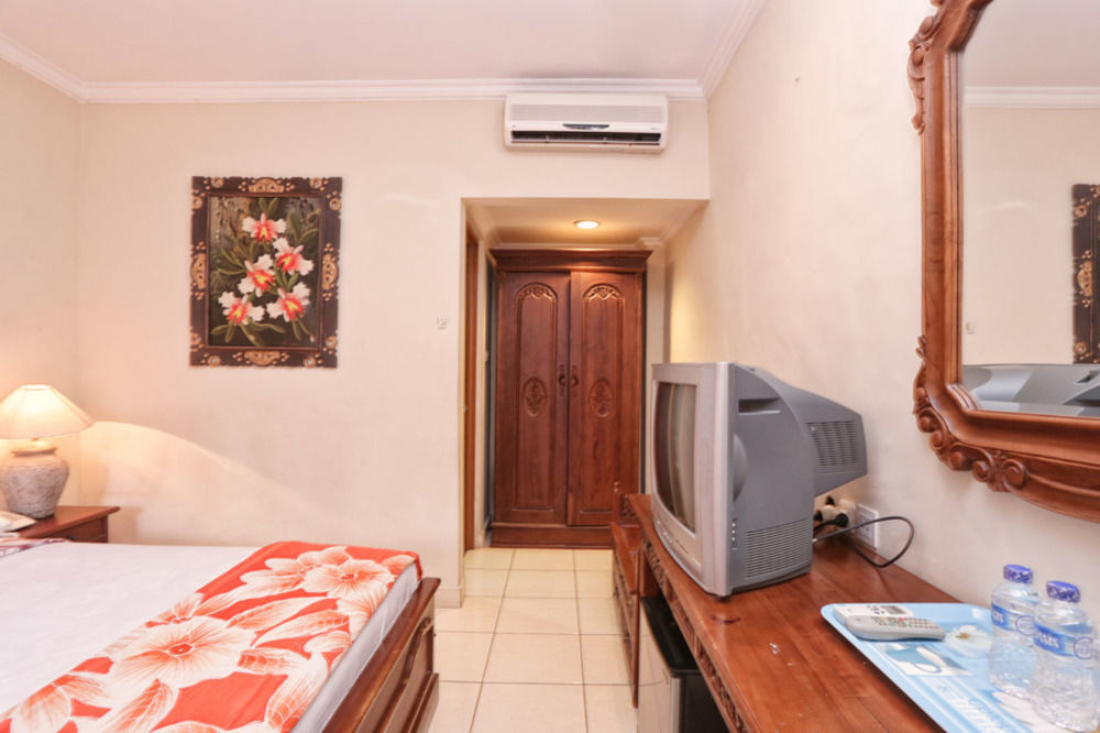 Reddoorz @ Legian Street Ξενοδοχείο Kuta Lombok Εξωτερικό φωτογραφία